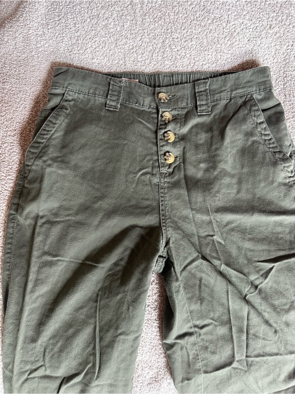 Green pants - Picture 2 of 4